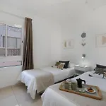 Serene Terrace And Pool 公寓 美洲海滩