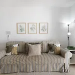 Serene Terrace And Pool 公寓 *