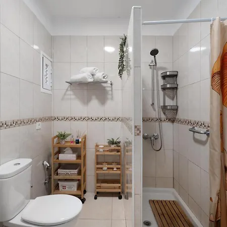 Apartament Serene Terrace And Pool