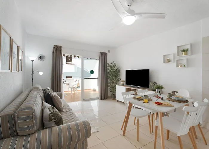 Serene Terrace And Pool Apartman *