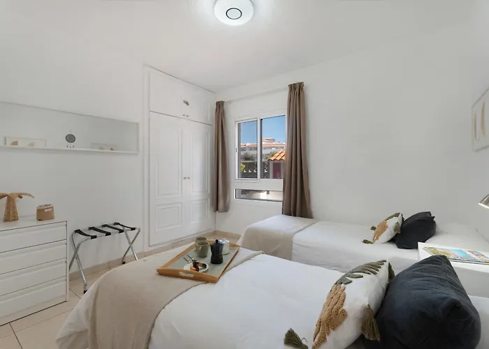 Serene Terrace And Pool Apartman *