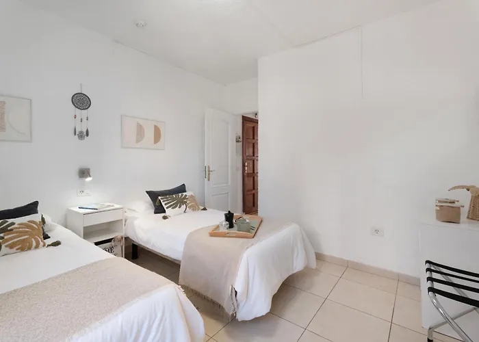 Serene Terrace And Pool Apartman *