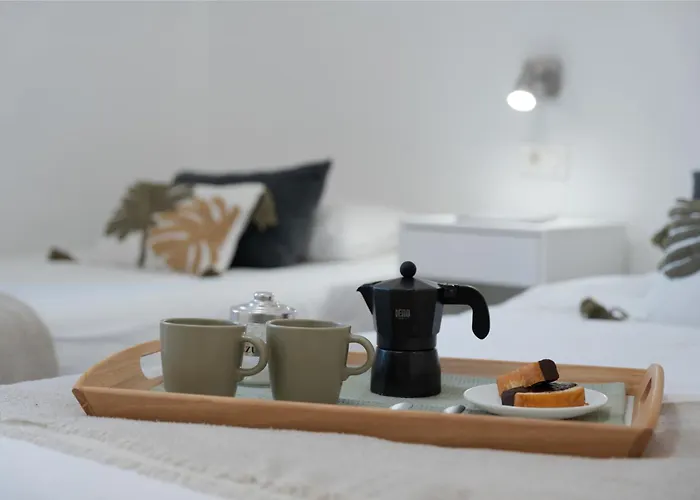 Serene Terrace And Pool *